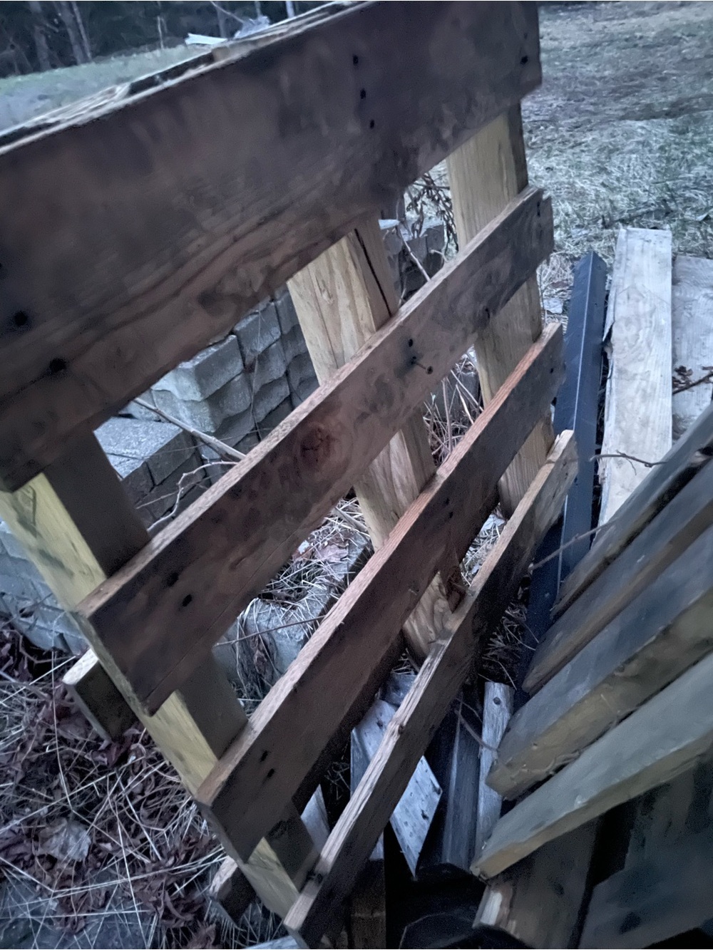 Wooden Pallet Rack - Rustic Natural Wood 28x28